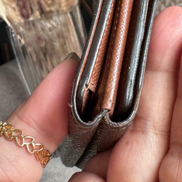 Louis Vuitton Vintage Monogram Wallet - Picture 6 of 16